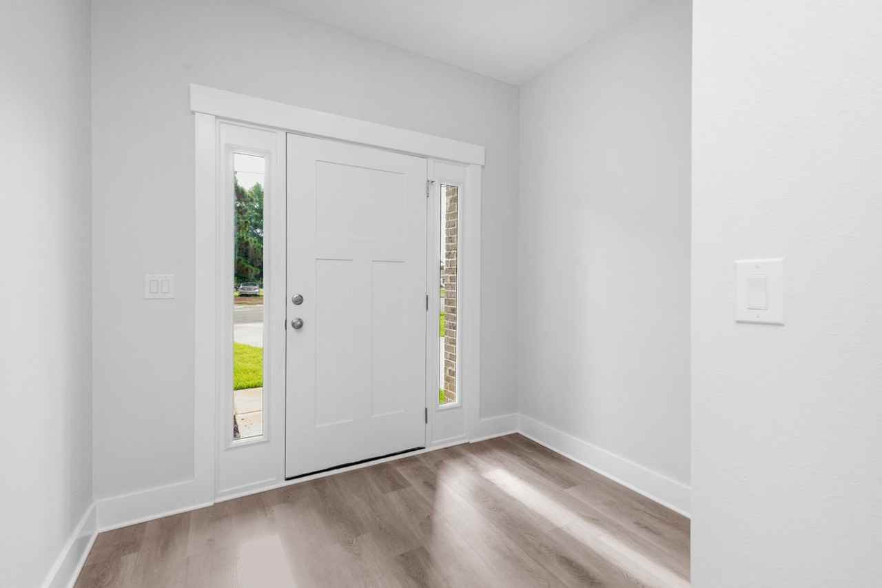 30 Harbeson Ave Ne #B - Photo 3 of 25