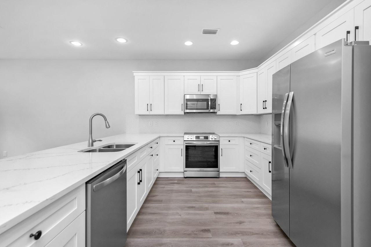 30 Harbeson Ave Ne #B - Photo 7 of 25