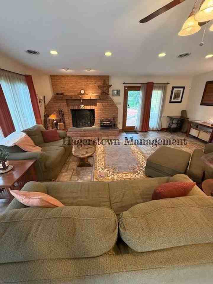 7500 Mountain Laurel Rd - Photo 7 of 19