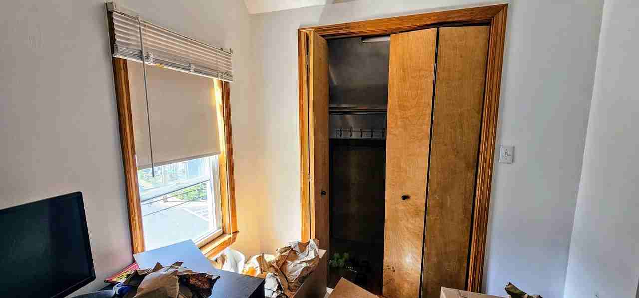 67 Brooks St - Photo 5 of 7