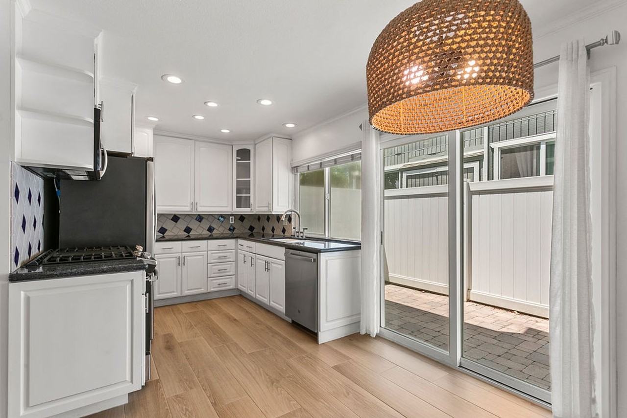 14 Seascape Dr - Photo 4 of 27