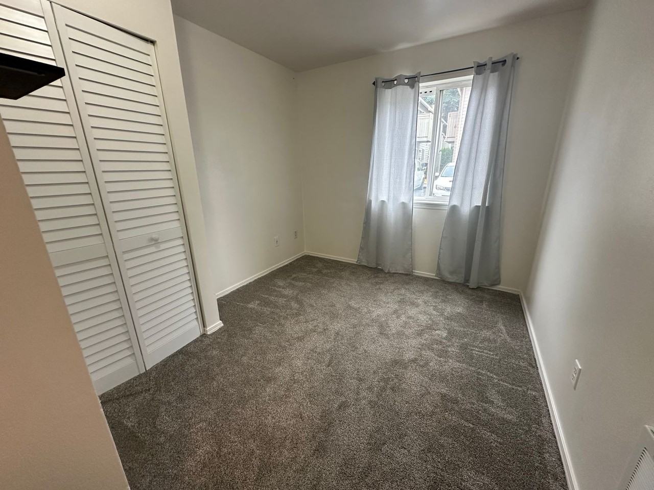 3354 Northwest Ave #101 - Photo 5 of 13
