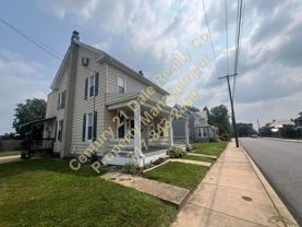 305 S Pleasant Ave - Photo 1 of 1