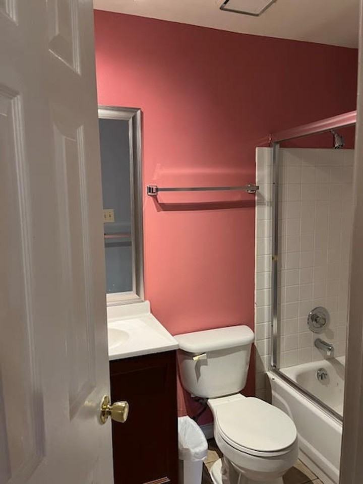 5803 Waterman Blvd - Photo 7 of 50