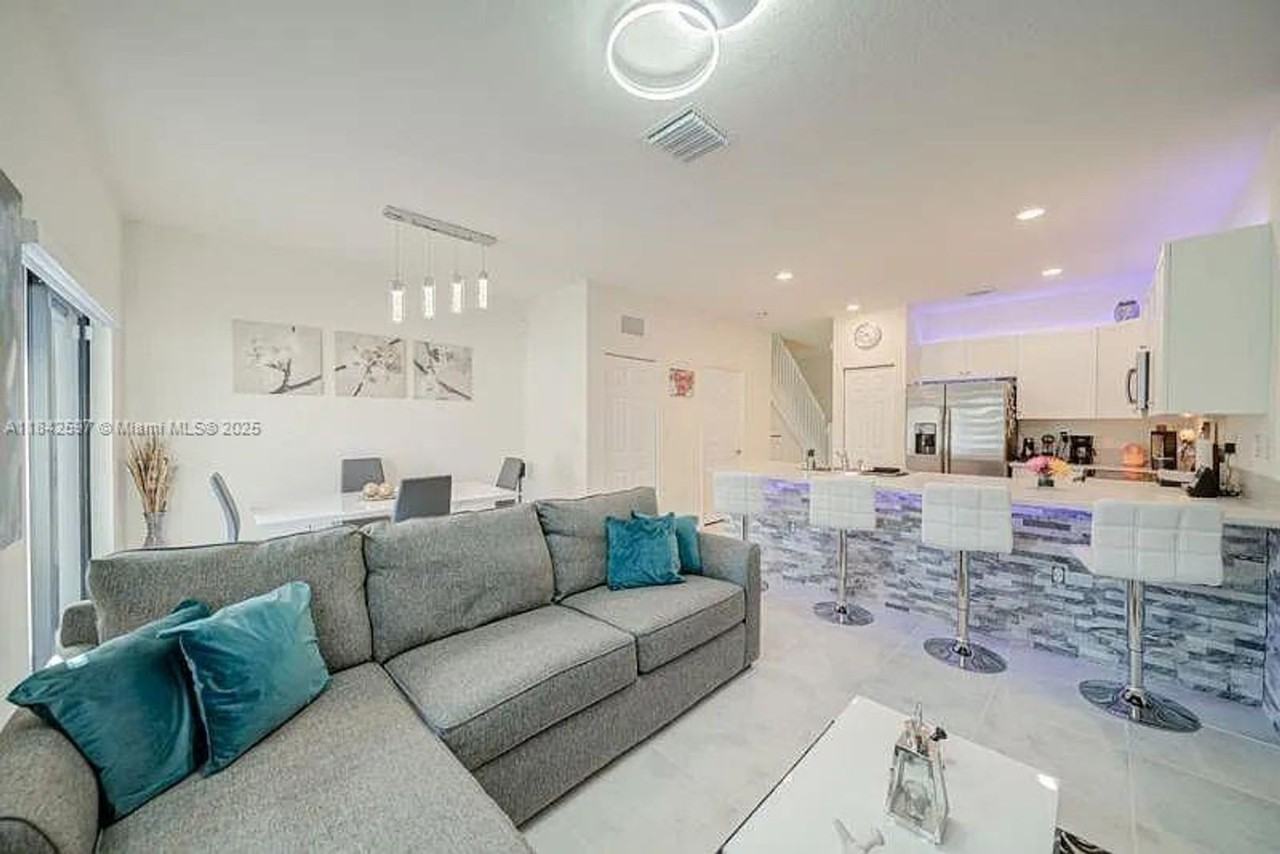 3371 W 106th Ter - Photo 4 of 20