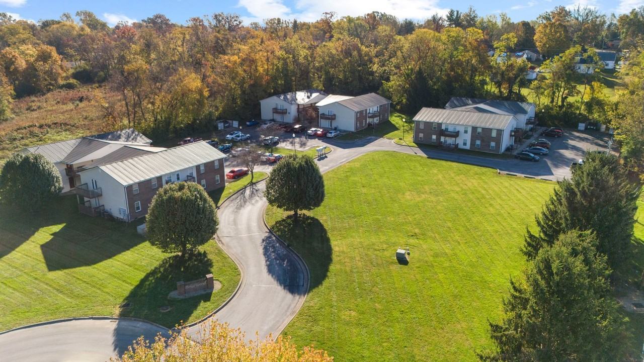 Briarwood Dr - Photo 3 of 23