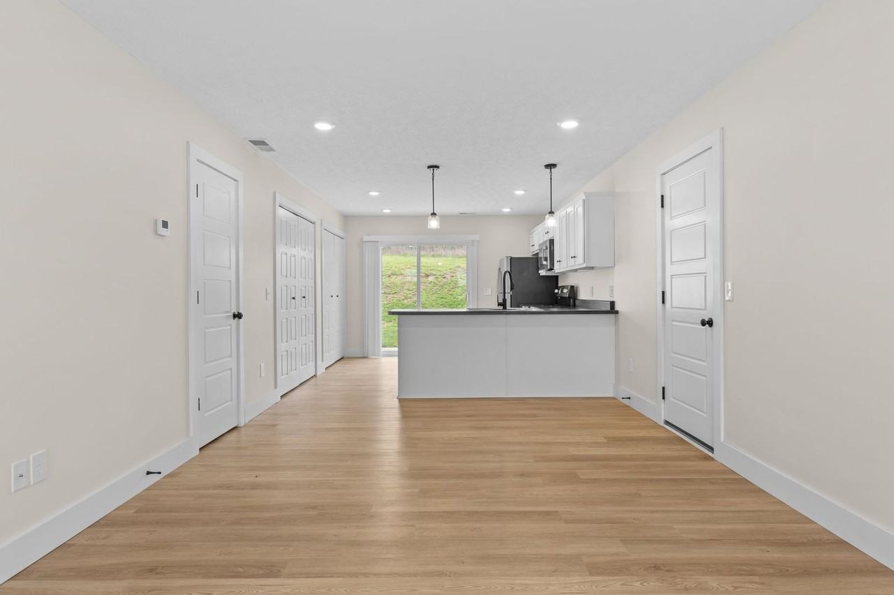 Sam Winston Way - Photo 5 of 30