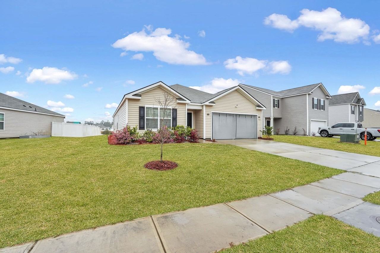 123 Tobago Cir - Photo 4 of 50