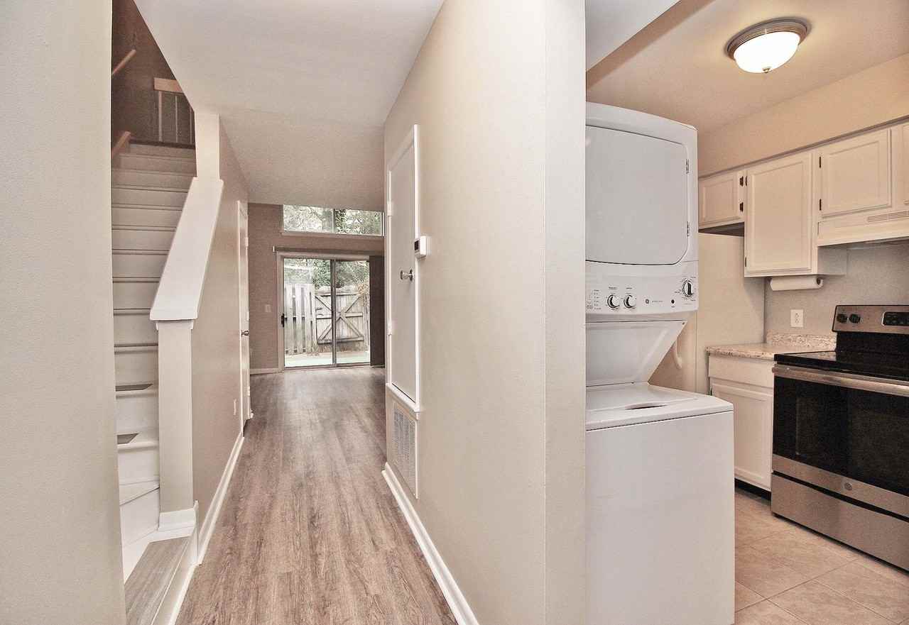 3127 Heathstead Pl - Photo 2 of 20