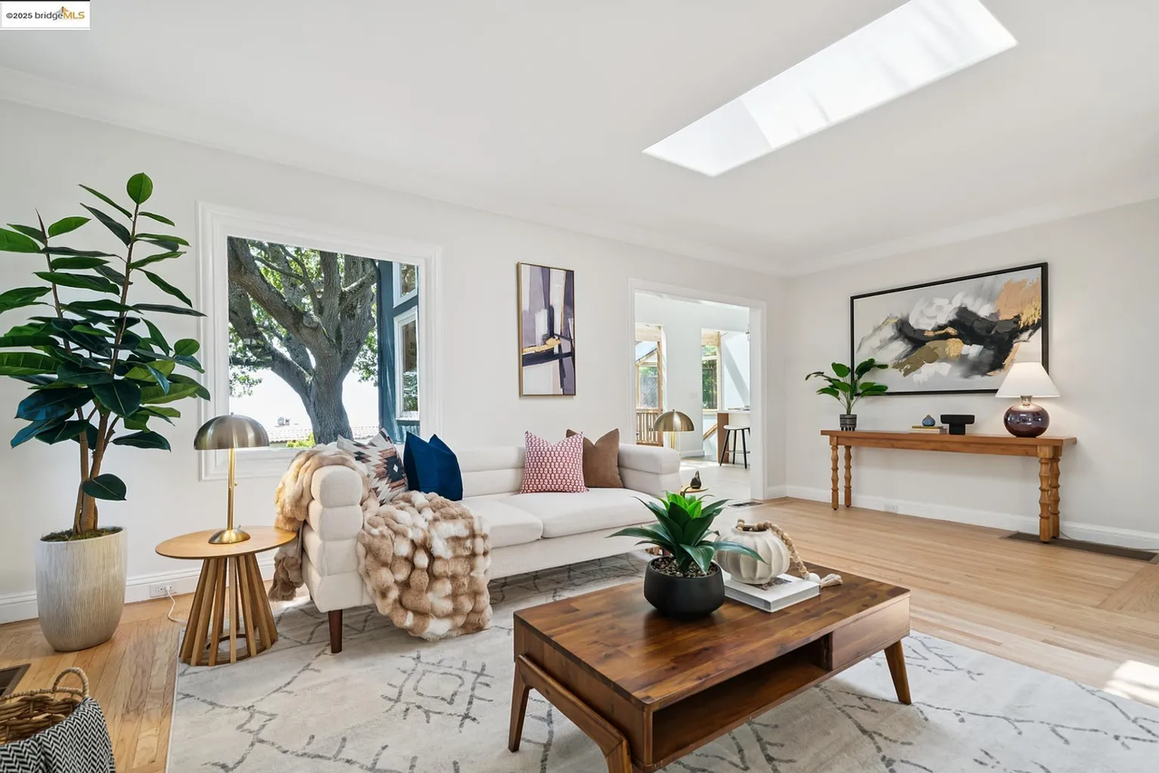 716 Cragmont Ave - Photo 3 of 27