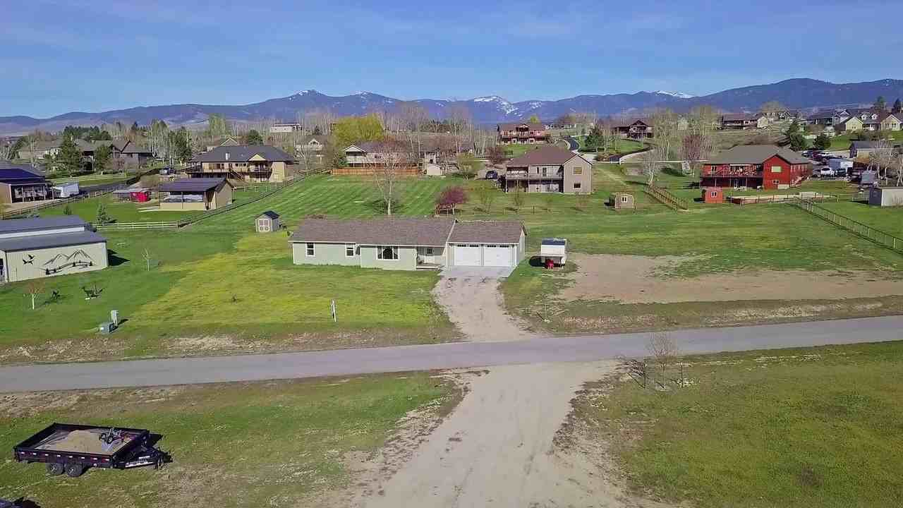 668 Winding Creek Trl - Photo 4 of 40