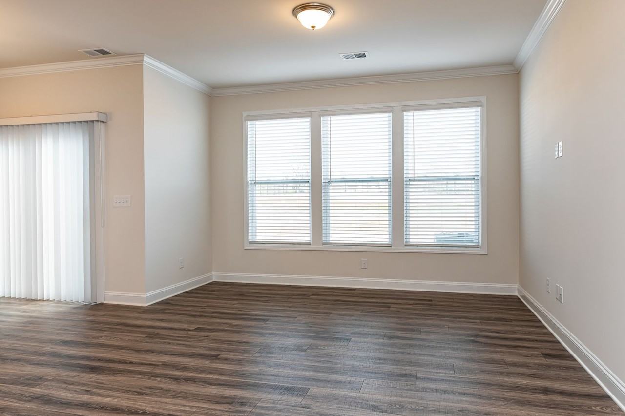 437 Yellow Fox Rd - Photo 6 of 29