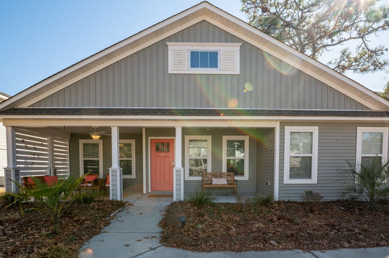148 Seashell Cove @ 148 NE 13th St - Photo 4 of 27