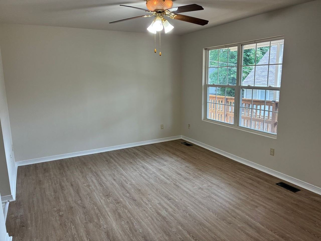 3636 7th St - Photo 3 of 12