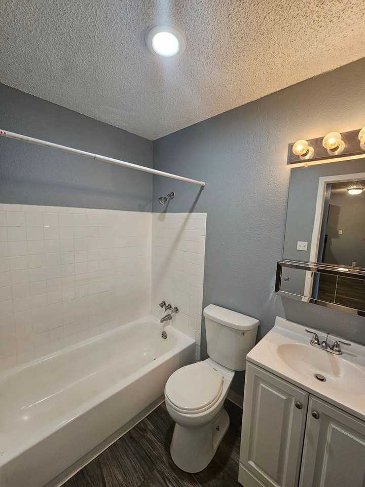 Marmont Springs - Photo 5 of 25