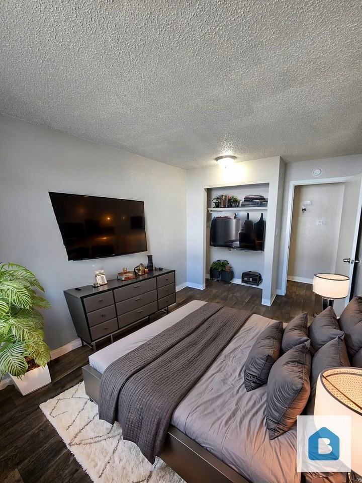 Marmont Springs - Photo 6 of 25