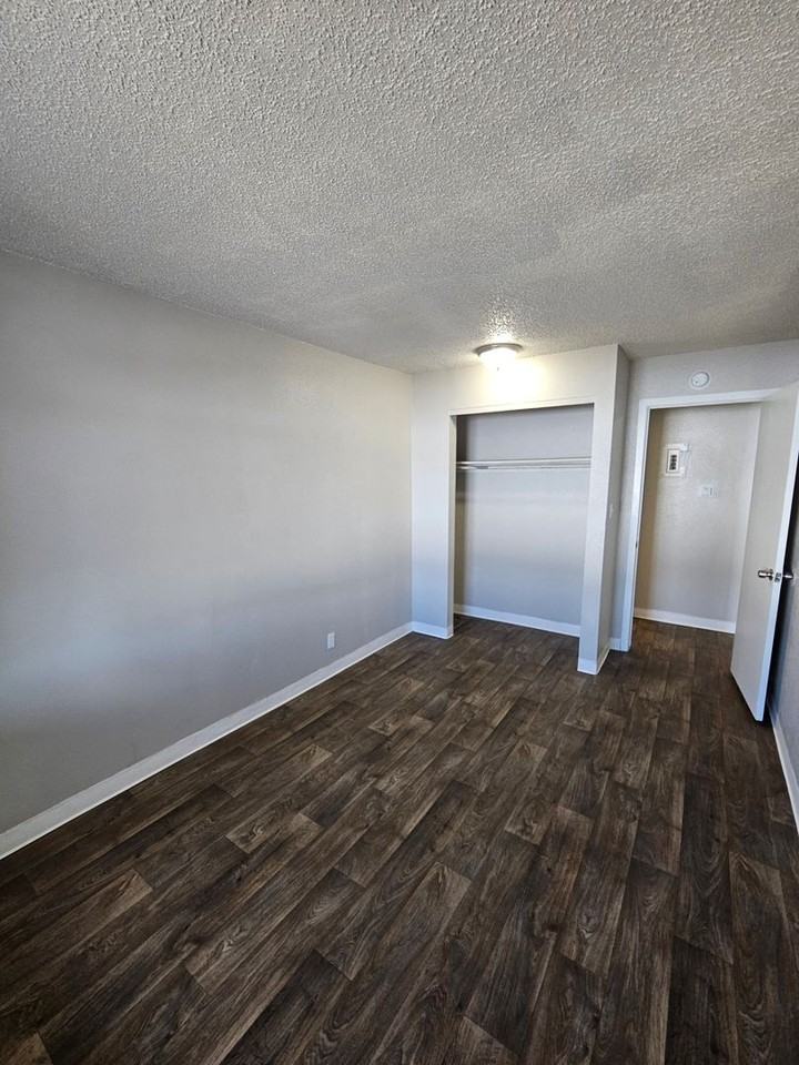 Marmont Springs - Photo 7 of 25