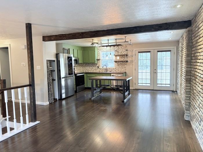 7309 Schoolcraft Ln - Photo 3 of 12