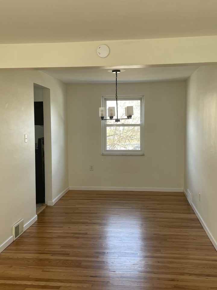 797 Cooke Dr #B - Photo 3 of 11