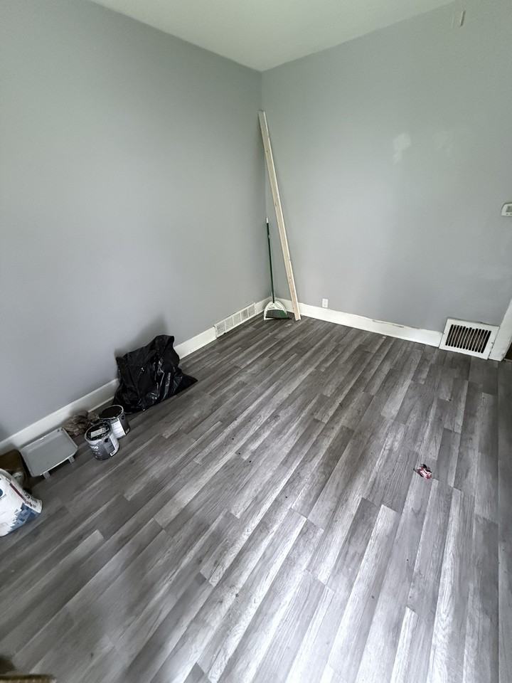 3240 N 40th St #NA - Photo 3 of 10