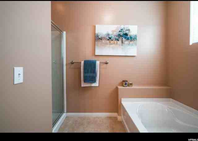 11006 S Maple Forest Way - Photo 2 of 24