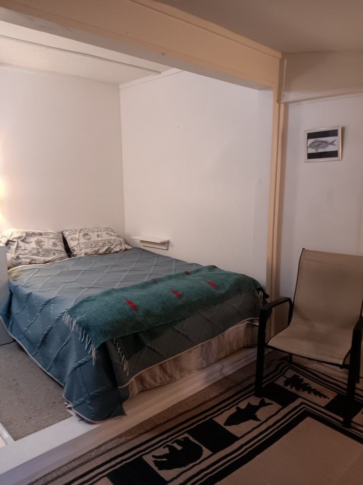 1208 Alba St #C - Photo 3 of 8