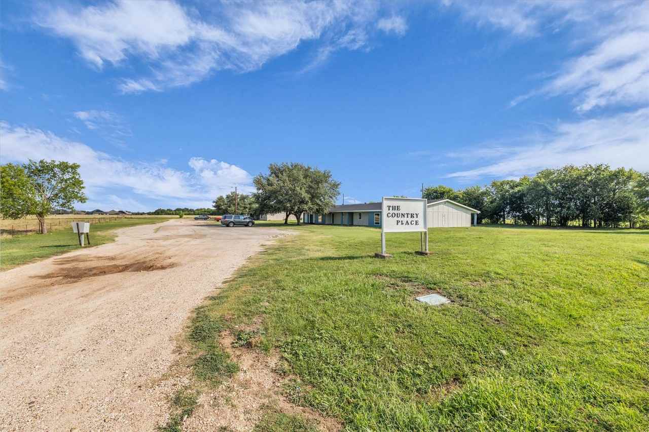 Country Place Rd #7 - Photo 2 of 19