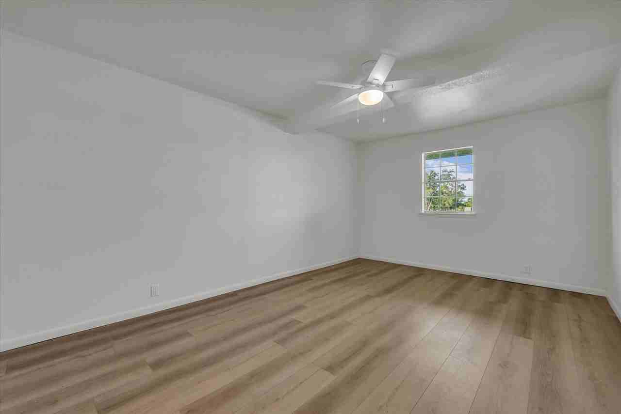 Country Place Rd #7 - Photo 4 of 19