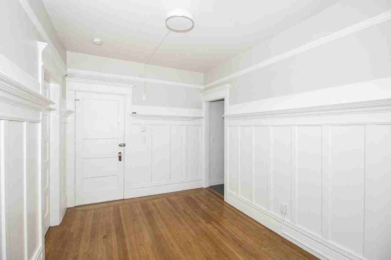 2128 Van Ness - Photo 2 of 33