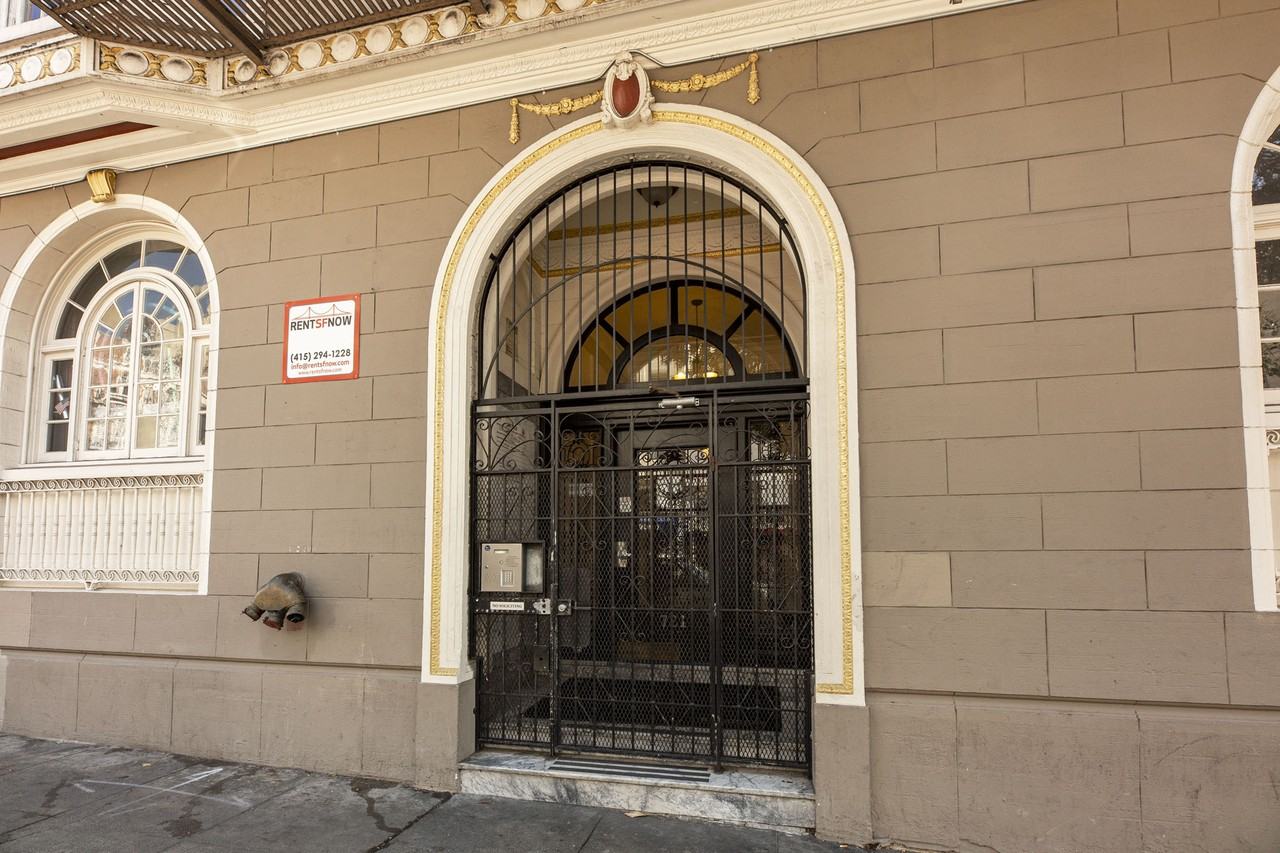 721 Geary - Photo 2 of 4