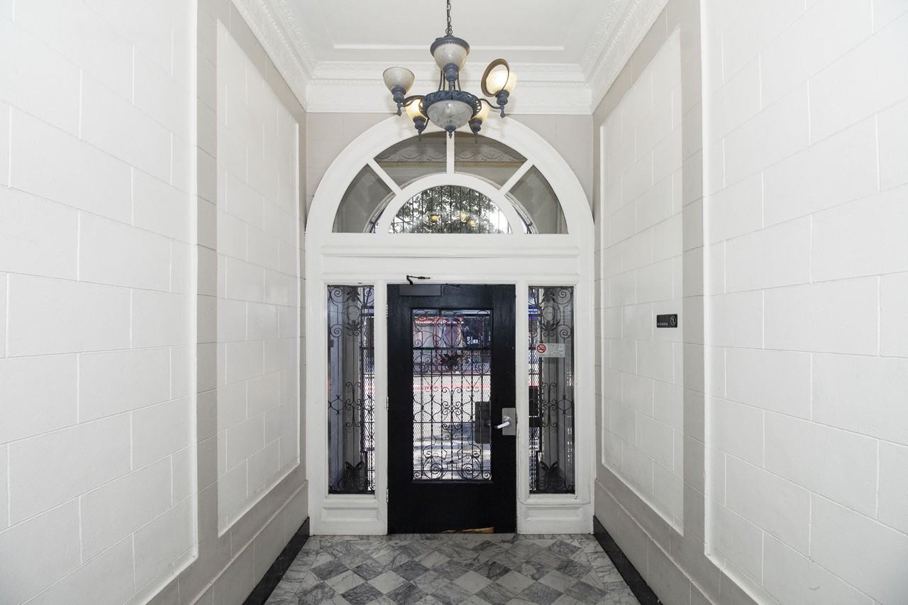 721 Geary - Photo 3 of 4