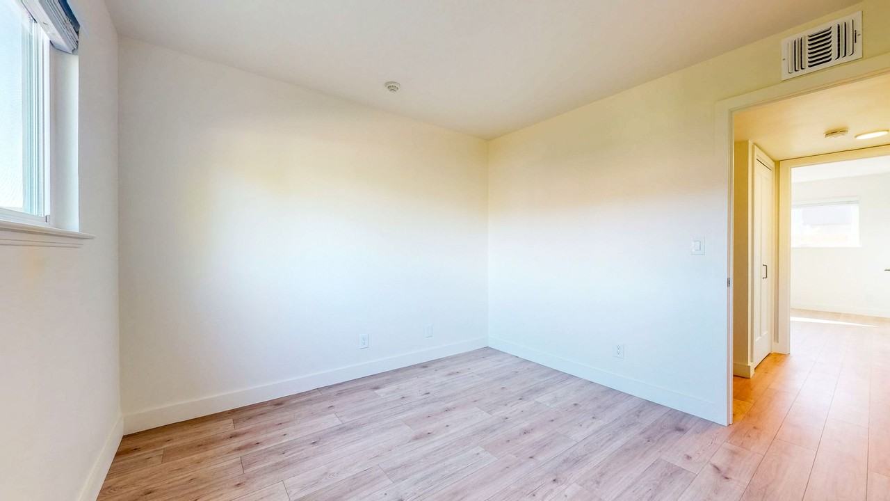 7359 Boris Court - Photo 6 of 50