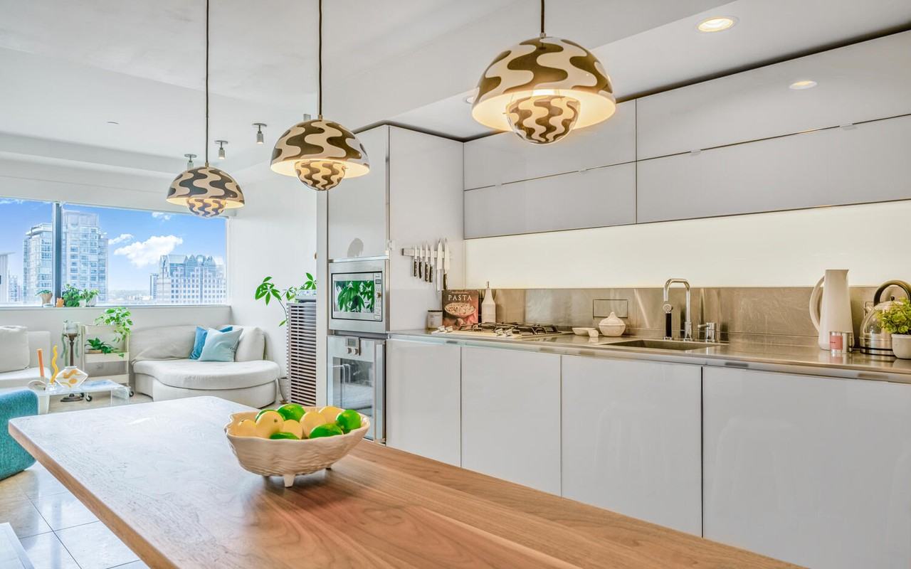 #2003 - 838 West Hastings Street - Photo 2 of 15