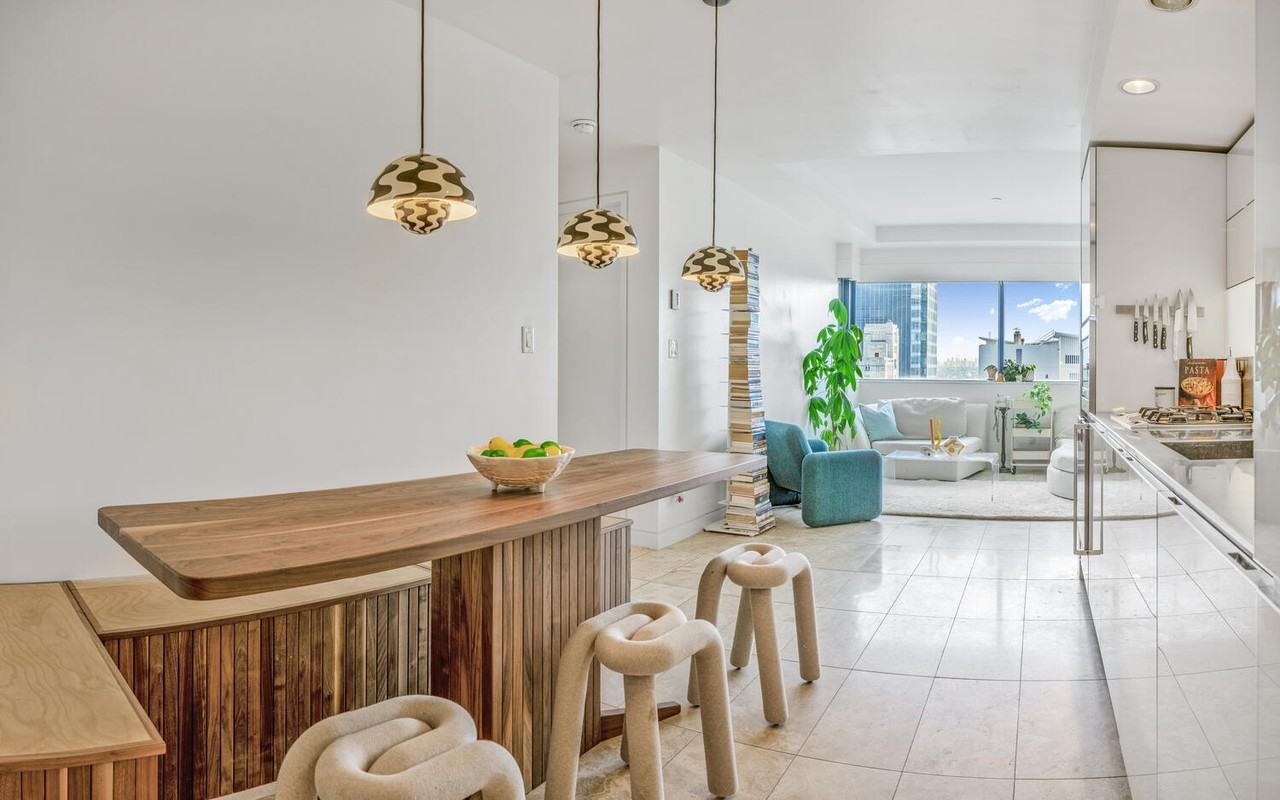 #2003 - 838 West Hastings Street - Photo 3 of 15