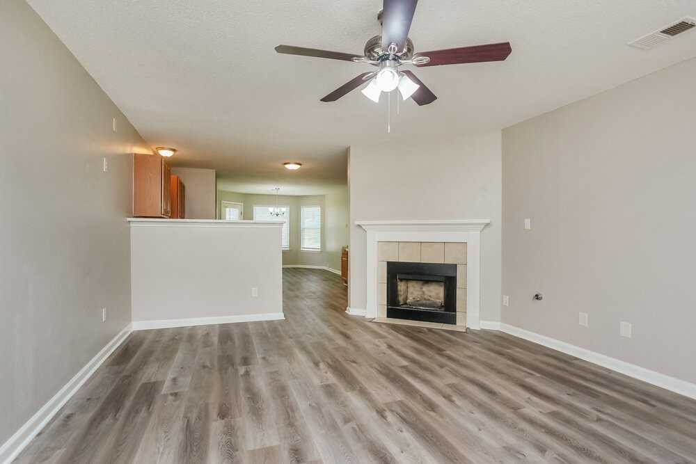 50 Oakland Woods Cv - Photo 3 of 16