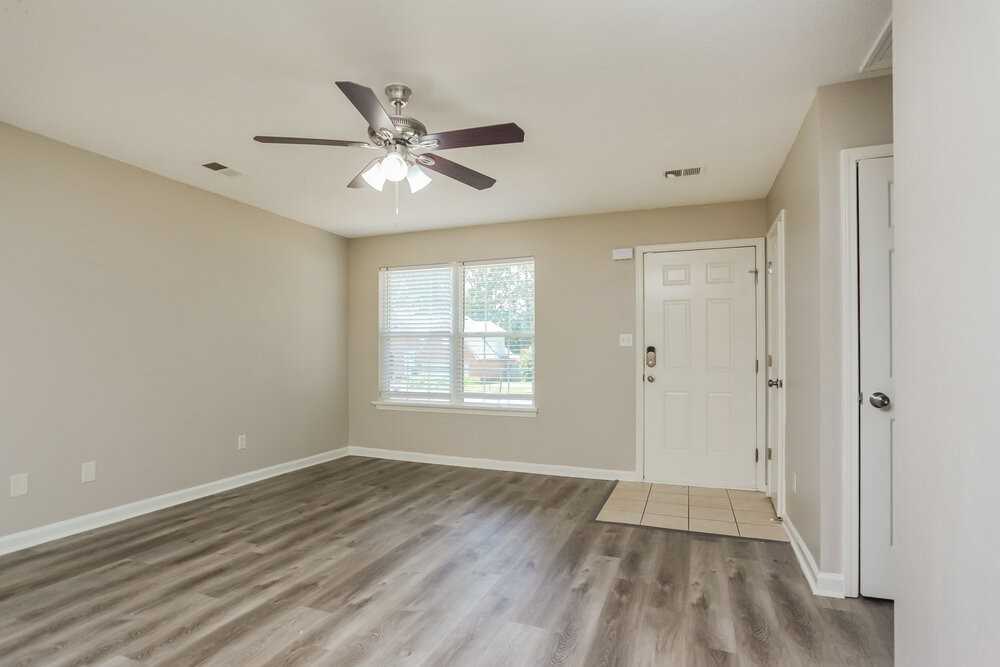 50 Oakland Woods Cv - Photo 4 of 16
