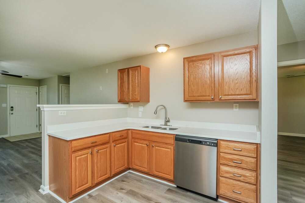 50 Oakland Woods Cv - Photo 6 of 16