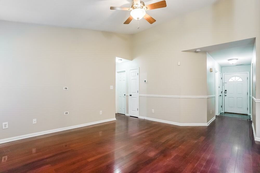 3810 Tyler Bluff Ln - Photo 3 of 16