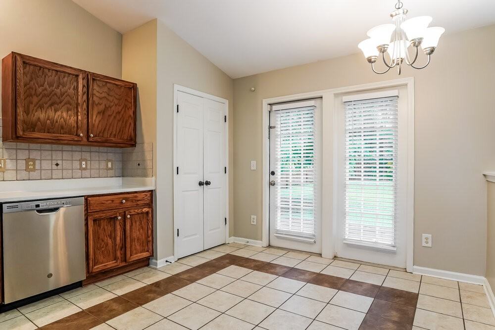 3810 Tyler Bluff Ln - Photo 6 of 16