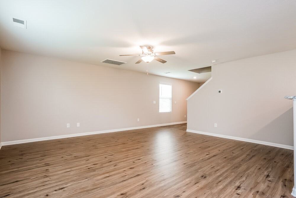 704 Crackling Ct - Photo 4 of 17