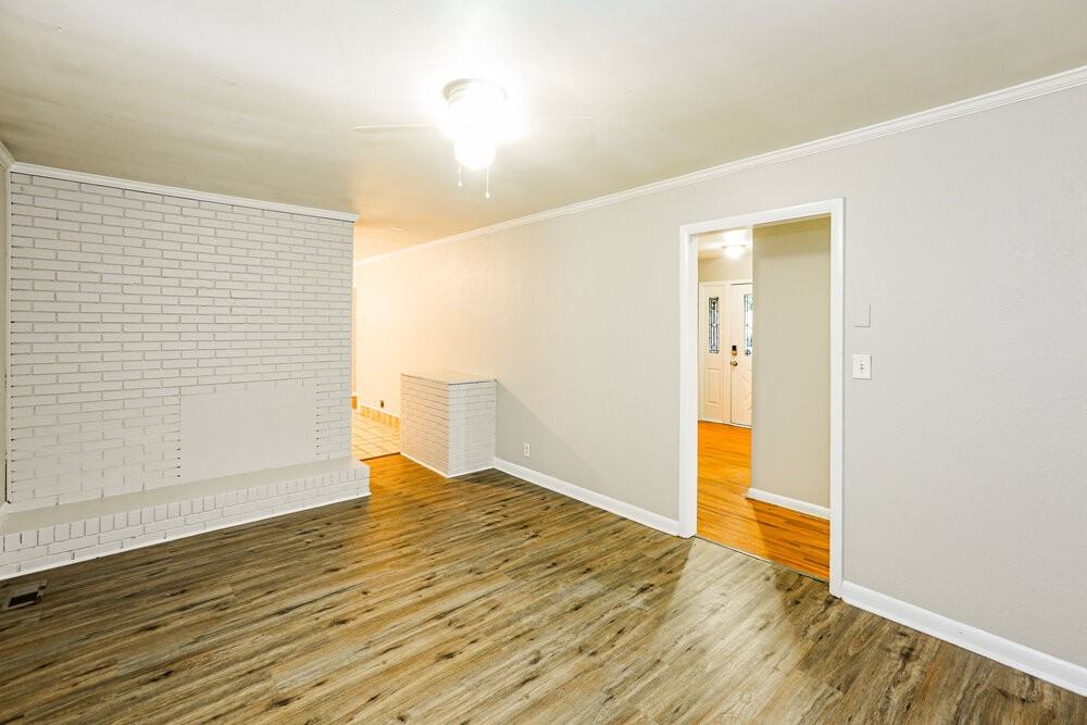 758 Denning Pl - Photo 5 of 16