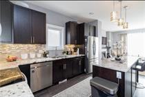 55 Stan Schriber Crescent - 1 - Photo 2 of 17