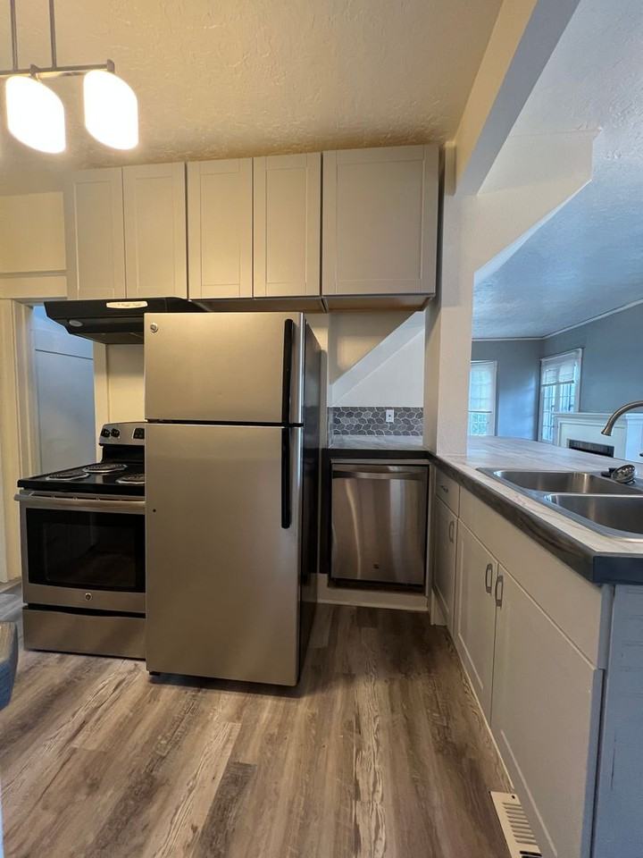 Location, Location, Location. - Photo 5 of 19