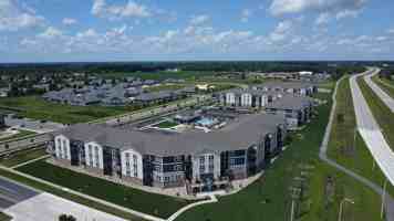 featured image of 1691 Premier Dr