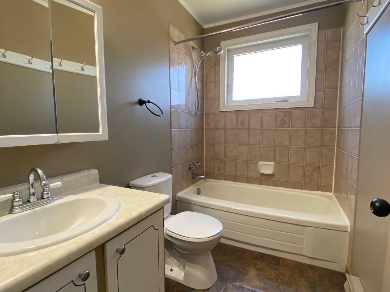 9 Green Valley Dr #404 - Photo 7 of 13