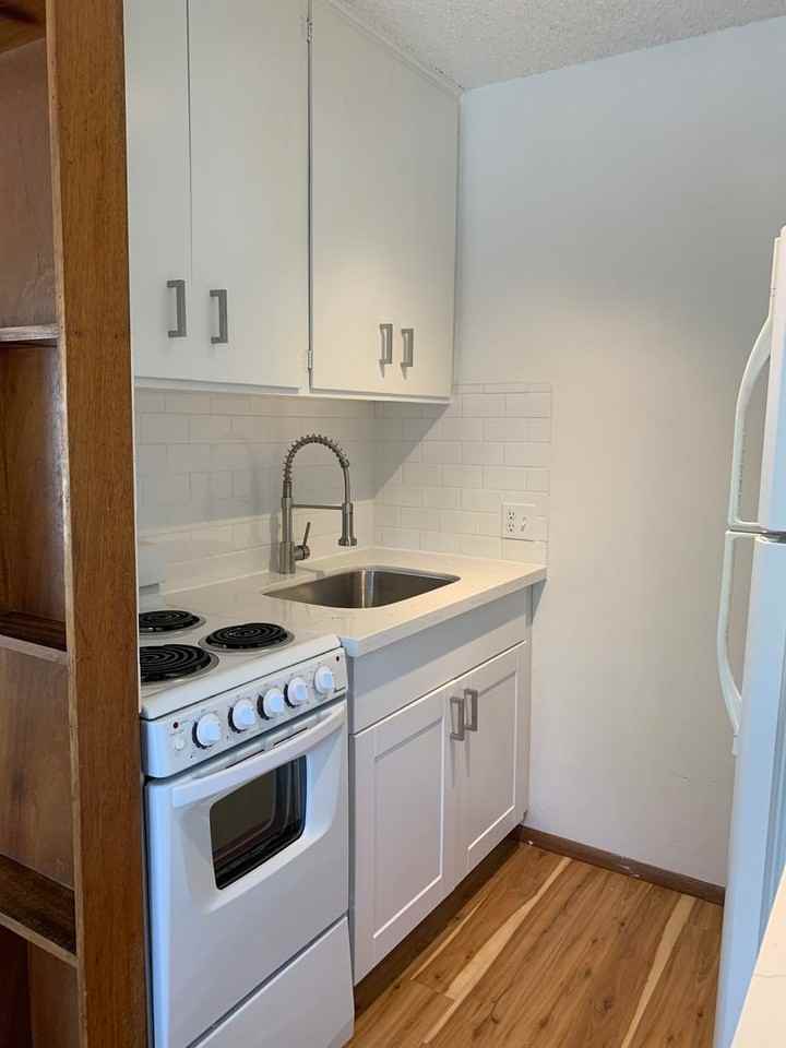 Gilmore Apts - Photo 7 of 10