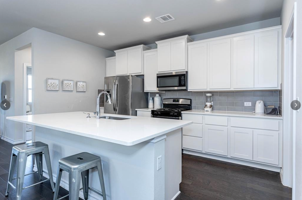 7516 Saginaw Dr - Photo 3 of 7