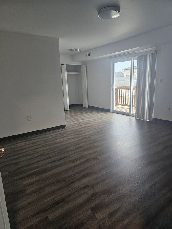 Northview Apartments - Photo 4 of 8