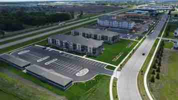 featured image of 1621 Premier Dr