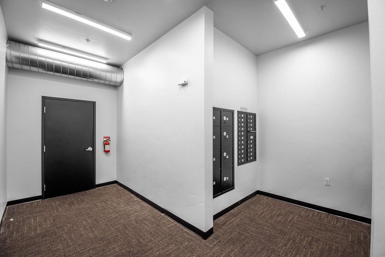 821 North 4th Street - Photo 6 of 45